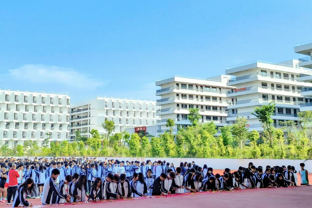 春暖花开迎开学 巳巳如意启新程——?米兰体育-米兰(中国)2025年春季开学返校指南